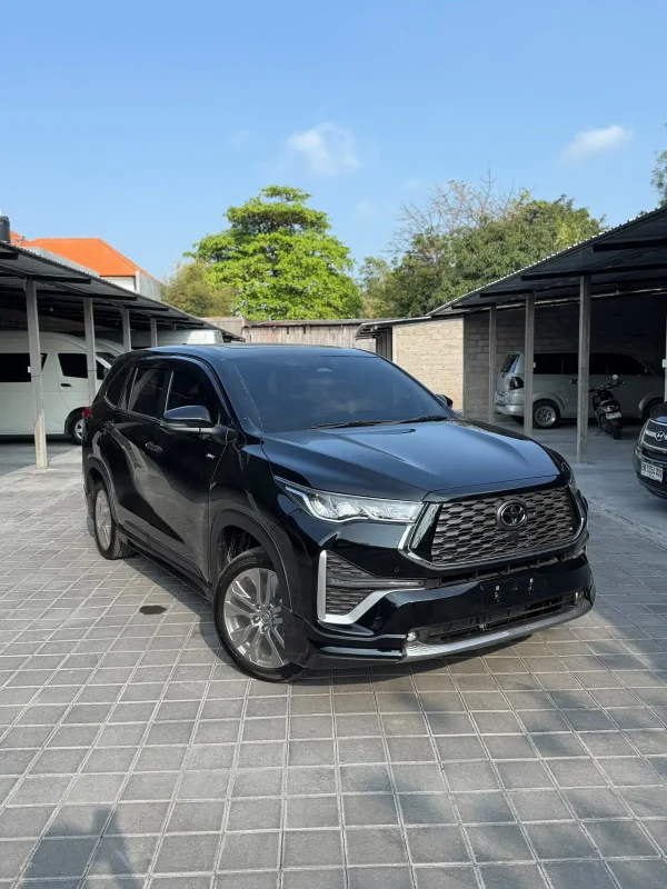 Toyota Innova Zenix Q Hybrid Modellista
