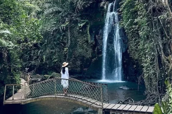 Visit Ulu Petanu Waterfall Ubud | Bali's Hidden Fairytale Complex
