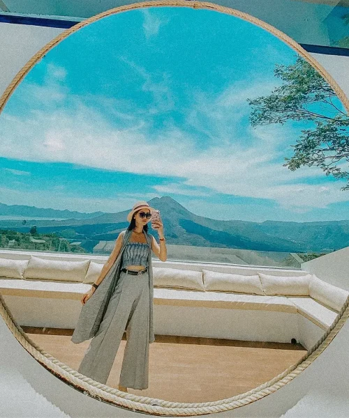 El Lago Cafe Bali Private Drivers